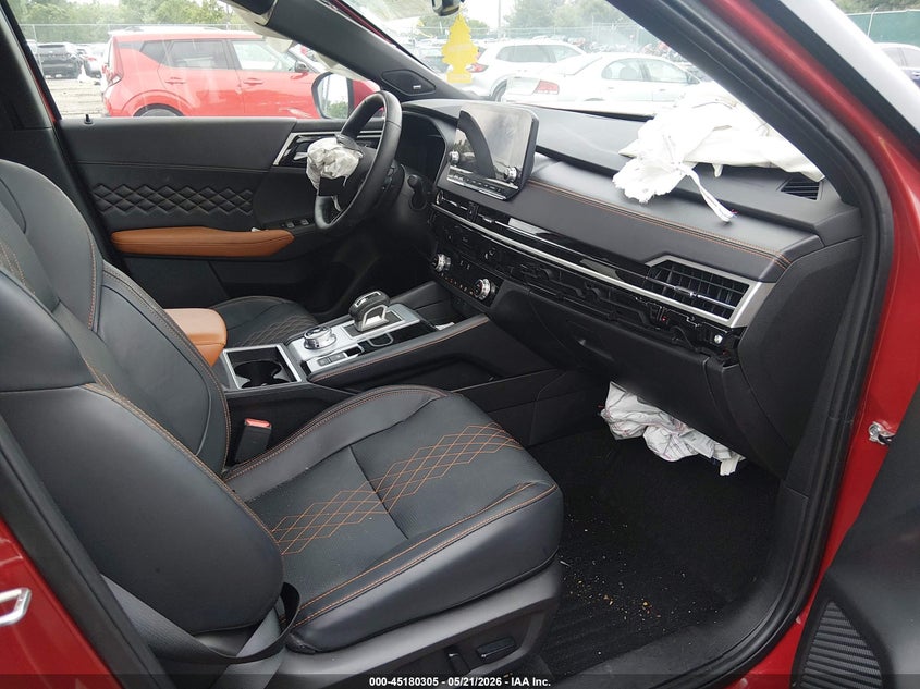 2024 Mitsubishi Outlander VIN JA4J4WA85RZ032137 IAAI salvage auction — LEFT FRONT, Salvage Title, sold $10,500 on 2026-08-20 (photo 5)