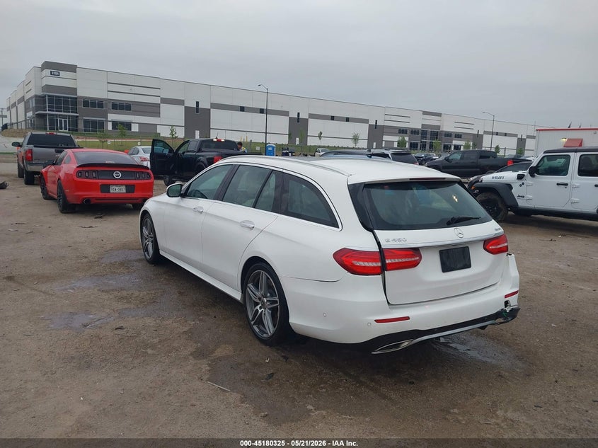 2019 Mercedes-benz E-klasse VIN WDDZH6JB0KA556153 IAAI salvage auction — REAR END, Original (Texas), sold $14,600 on 2026-08-15 (photo 3)