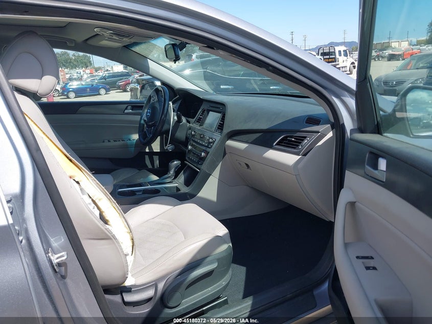 2017 Hyundai Sonata VIN 5NPE34AF0HH444467 IAAI salvage auction — RIGHT FRONT, Salvage Title, sold $2,800 on 2026-07-22 (photo 5)