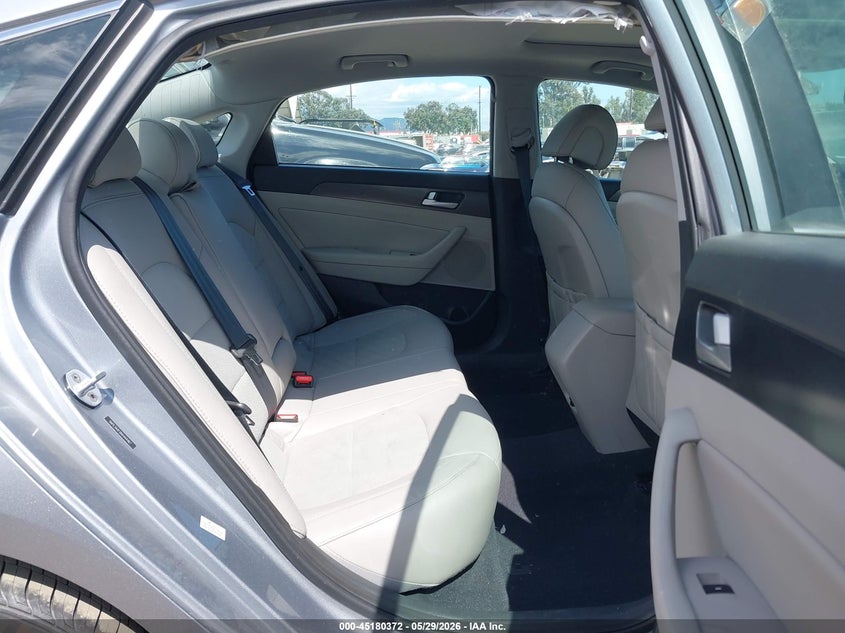 2017 Hyundai Sonata VIN 5NPE34AF0HH444467 IAAI salvage auction — RIGHT FRONT, Salvage Title, sold $2,800 on 2026-07-22 (photo 8)