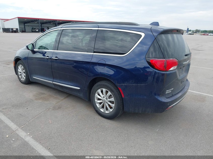 2017 Chrysler Pacifica VIN 2C4RC1BG3HR512528 IAAI salvage auction — FRONT END, Salvage (Nebraska), sold $2,150 on 2026-07-15 (photo 3)