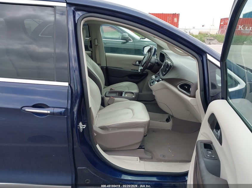2017 Chrysler Pacifica VIN 2C4RC1BG3HR512528 IAAI salvage auction — FRONT END, Salvage (Nebraska), sold $2,150 on 2026-07-15 (photo 5)