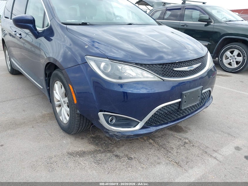 2017 Chrysler Pacifica VIN 2C4RC1BG3HR512528 IAAI salvage auction — FRONT END, Salvage (Nebraska), sold $2,150 on 2026-07-15 (photo 6)