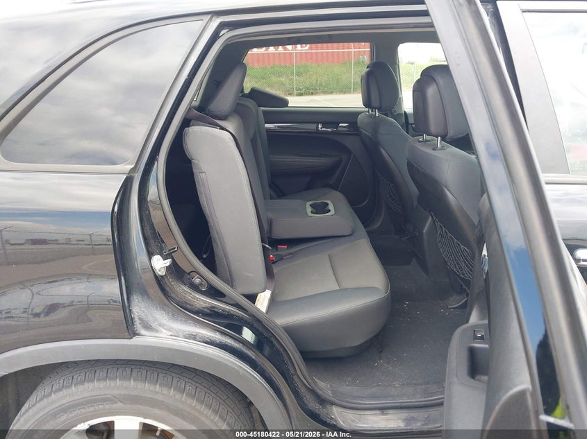 2013 Kia Sorento VIN 5XYKTDA20DG376480 IAAI salvage auction — NORMAL WEAR, Certificate Of Title (Nebraska), sold $700 on 2026-07-16 (photo 8)
