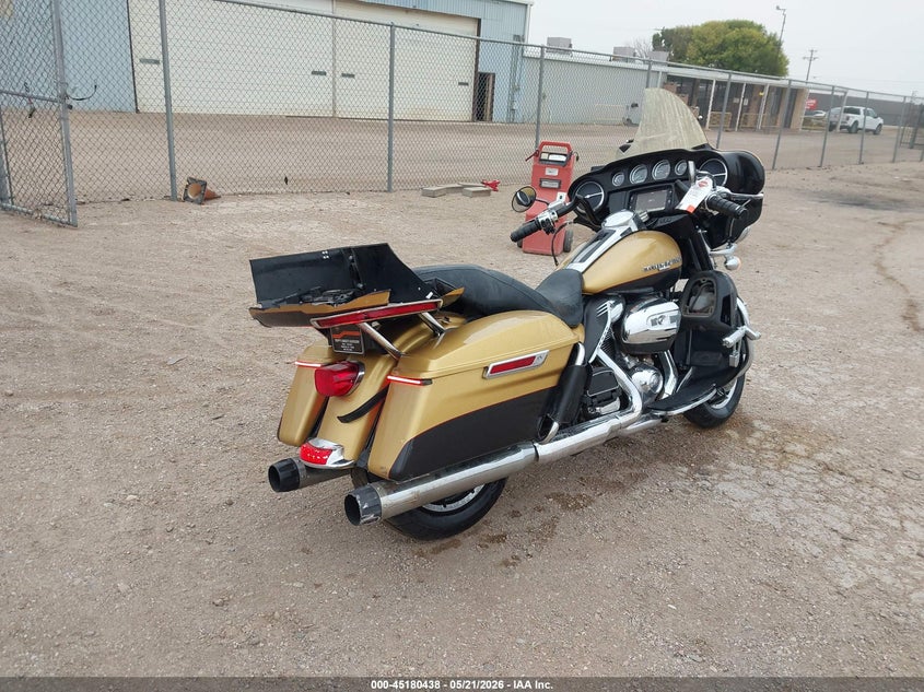 2017 Harley-davidson Electra glide VIN 1HD1KED11HB625276 IAAI salvage auction — SIDE, Original (Texas), sold $125 on 2026-07-27 (photo 4)