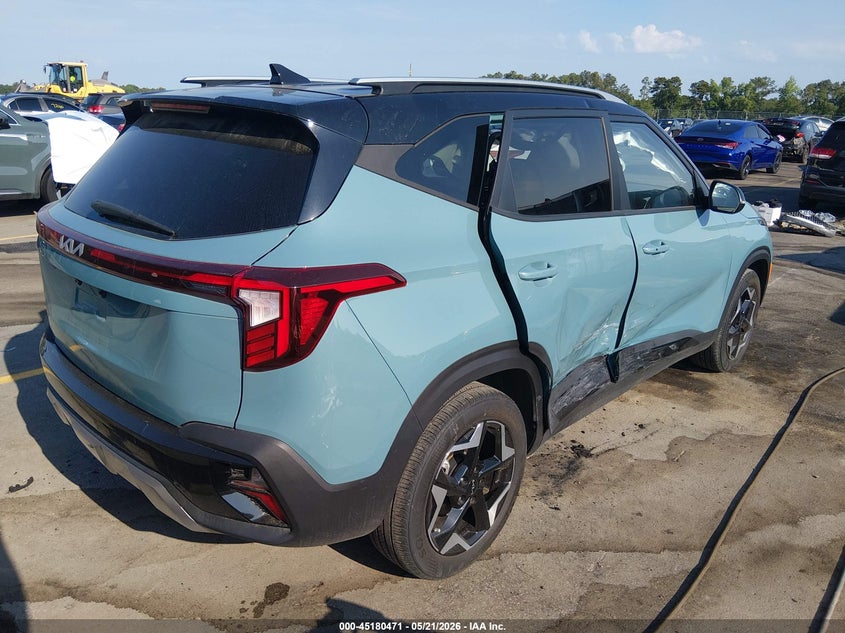 2025 Kia Seltos VIN KNDEU2AAXS7763084 IAAI salvage auction — RIGHT SIDE, Salvage (South Carolina), sold $6,600 on 2026-07-08 (photo 4)