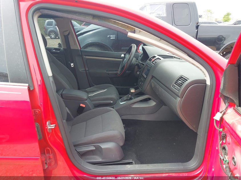 2007 Volkswagen Golf VIN WVWDR71K57W173455 IAAI salvage auction — FRONT END, Salvage (Illinois), sold $325 on 2026-07-15 (photo 5)