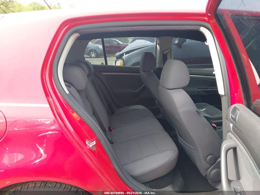 2007 Volkswagen Golf VIN WVWDR71K57W173455 IAAI salvage auction — FRONT END, Salvage (Illinois), sold $325 on 2026-07-15 (photo 8)