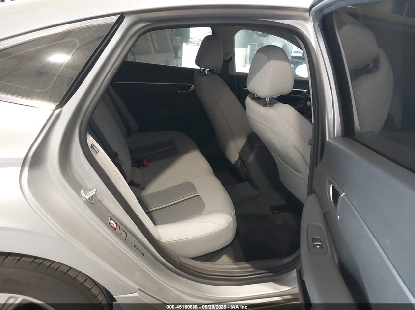 2021 Hyundai Sonata VIN 5NPEG4JA2MH076957 IAAI salvage auction — NORMAL WEAR, Sf97 (Texas), sold $14,700 on 2026-07-07 (photo 8)