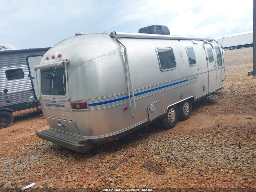 1984 Airstream Sovereign VIN 1STDBAL22EJ502154 IAAI salvage auction — STORM DAMAGE, Bill Of Sale (Georgia), sold $150 on 2026-07-09 (photo 4)