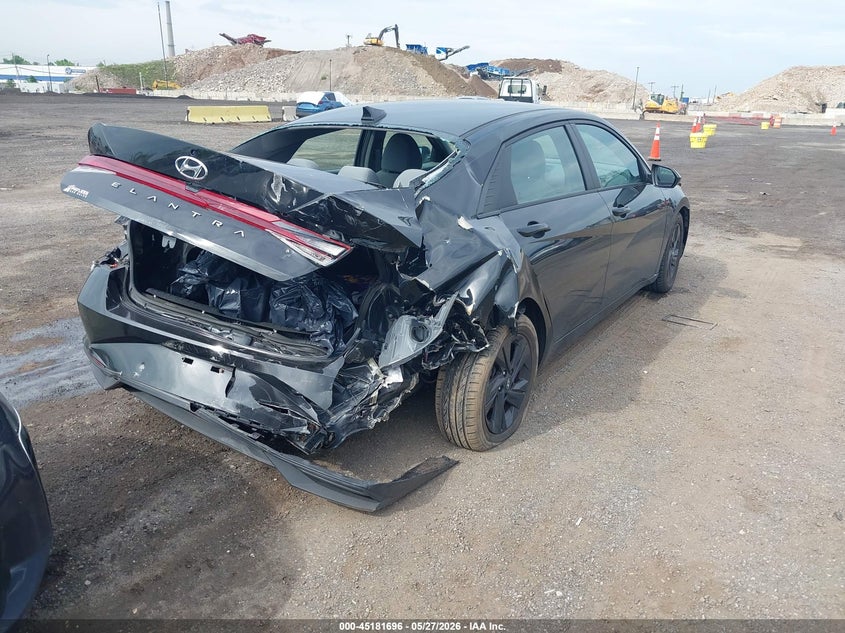 2021 Hyundai Elantra VIN 5NPLM4AG2MH002426 IAAI salvage auction — REAR END, Salvage Title, sold $2,000 on 2026-07-07 (photo 4)