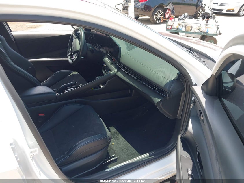 2025 Hyundai Elantra VIN KMHLW4DK5SU025644 IAAI salvage auction — MECHANICAL, Salvage Title, sold $8,100 on 2026-08-06 (photo 5)