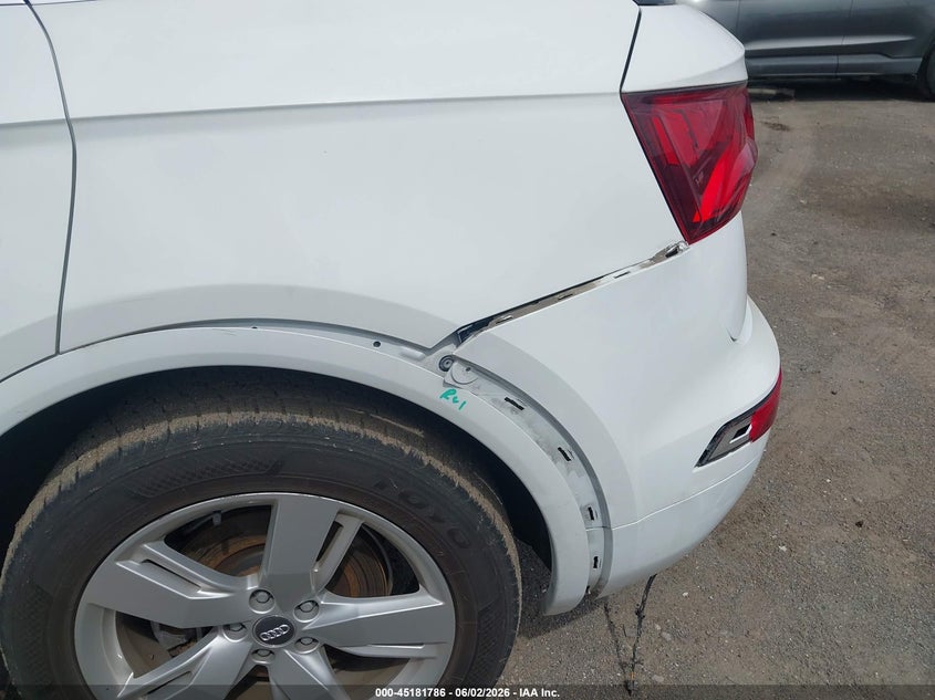 2019 Audi Q5 VIN WA1BNAFY4K2098836 IAAI salvage auction — REAR END, Salvage (Arkansas), sold $8,000 on 2026-07-29 (photo 6)