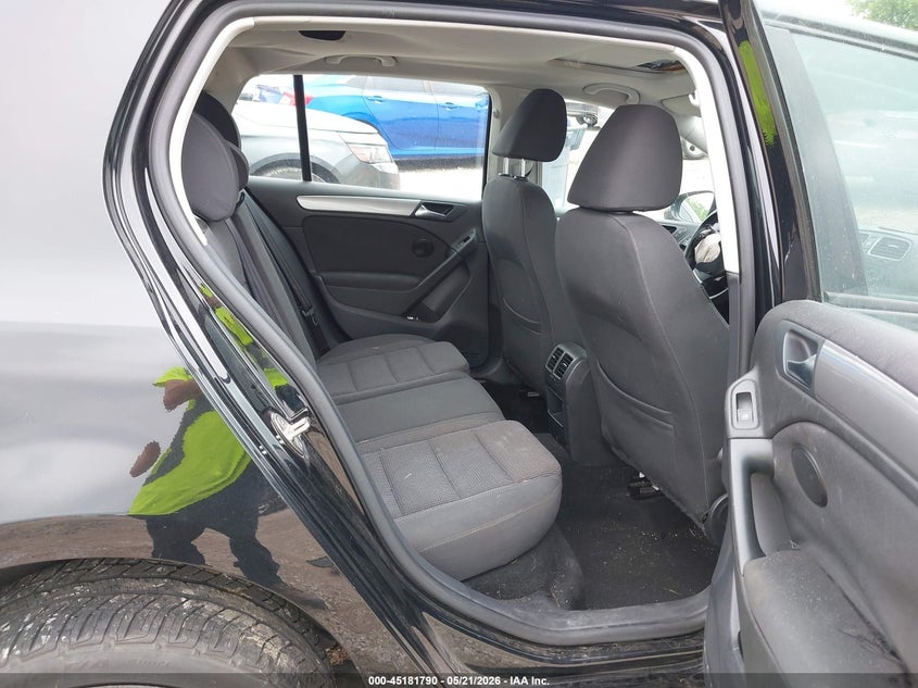 2013 Volkswagen Golf VIN WVWDB7AJ4DW137666 IAAI salvage auction — FRONT END, Salvage (Missouri), sold $100 on 2026-07-06 (photo 8)