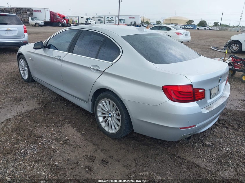 2013 BMW 5er VIN WBAFR7C53DC820882 IAAI salvage auction — NORMAL WEAR, Salvage Title, sold $825 on 2026-07-22 (photo 3)