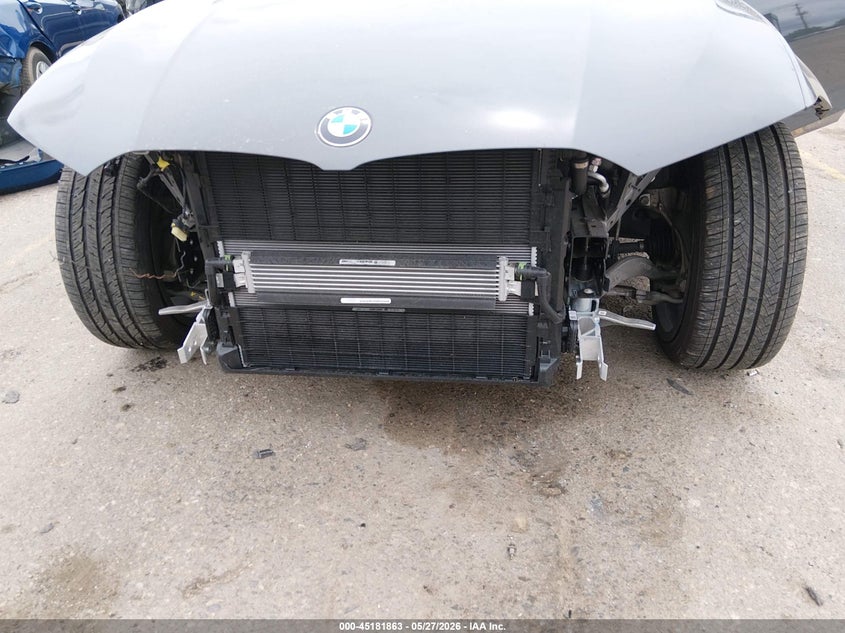 2023 BMW 3er VIN 3MW89FF06P8D39023 IAAI salvage auction — FRONT END, Salvage Title, sold $18,700 on 2026-07-28 (photo 6)