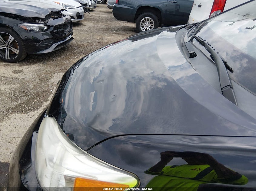 2020 Toyota Sienna VIN 5TDYZ3DC7LS063614 IAAI salvage auction — HAIL, Salvage Title, sold $12,600 on 2026-07-31 (photo 6)