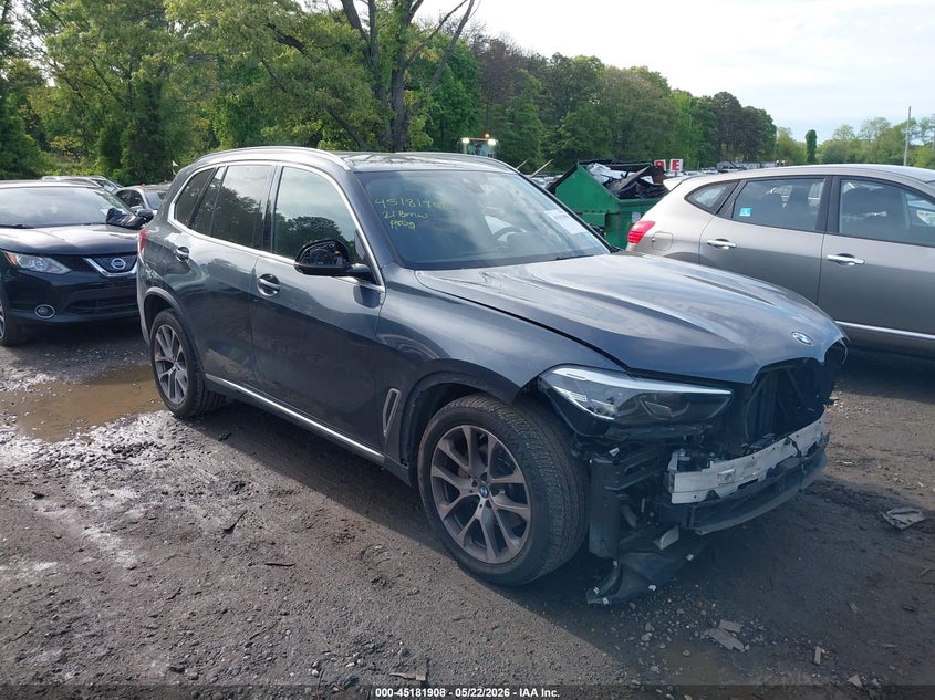 2021 BMW X5 VIN 5UXCR6C08M9F57078 IAAI salvage auction — FRONT END, Mv-907A (New York), sold $17,700 on 2026-07-31 (photo 1)
