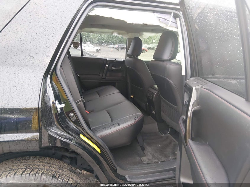 2021 Toyota 4runner VIN JTEHU5JR7M5965458 IAAI salvage auction — FRONT END, Salvage (Idaho), sold $20,400 on 2026-07-10 (photo 8)