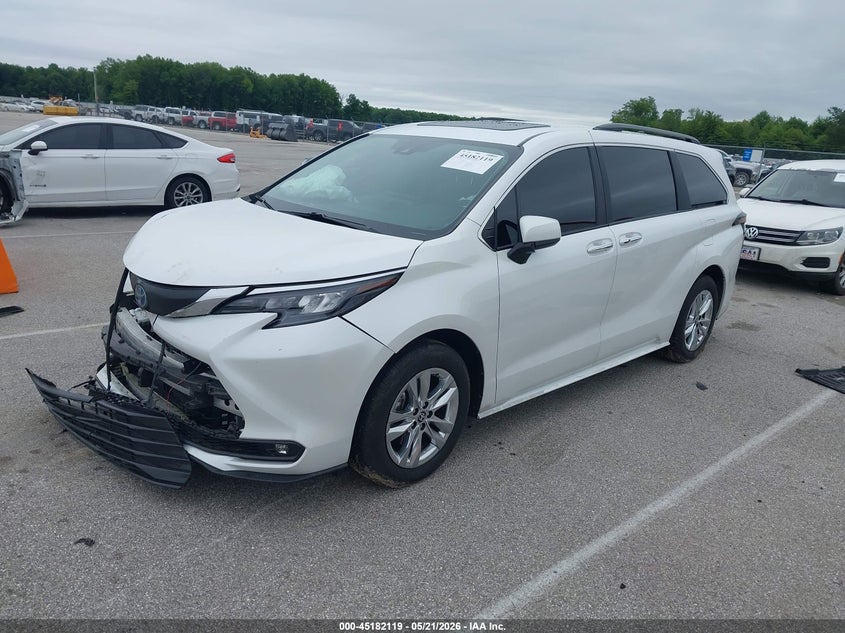 2025 Toyota Sienna VIN 5TDJSKFC2SS160103 IAAI salvage auction — FRONT END, Salvage (Indiana), sold $17,000 on 2026-07-16 (photo 2)