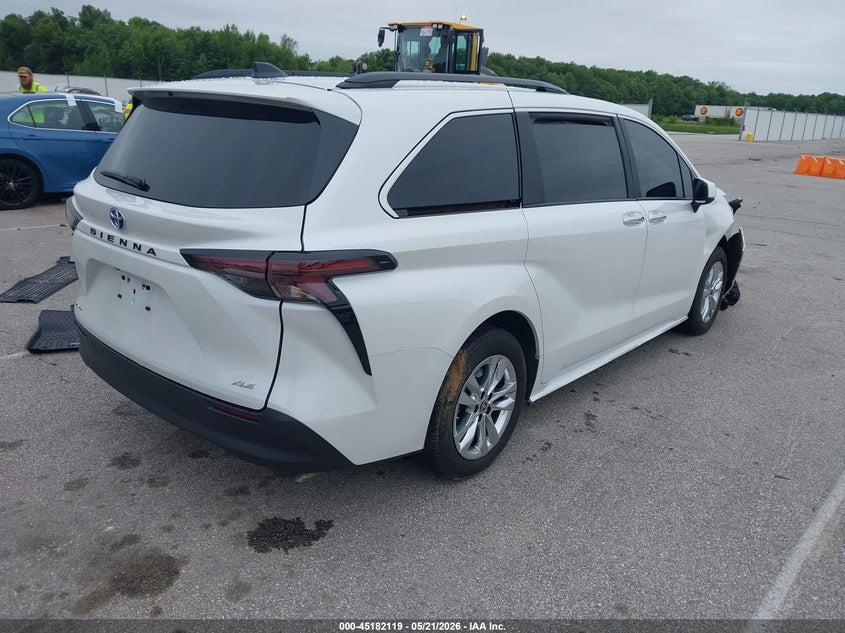2025 Toyota Sienna VIN 5TDJSKFC2SS160103 IAAI salvage auction — FRONT END, Salvage (Indiana), sold $17,000 on 2026-07-16 (photo 4)
