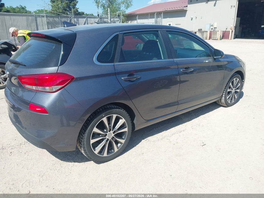 2019 Hyundai Elantra VIN KMHH35LE9KU094336 IAAI salvage auction — HAIL, Salvage Title, sold $2,600 on 2026-07-29 (photo 4)