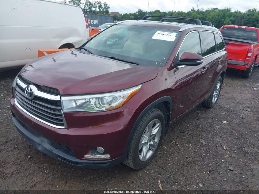 2015 Toyota Highlander VIN 5TDDKRFH4FS083581 IAAI salvage auction — REAR END, Salvage Title, sold $8,600 on 2026-07-09 (photo 2)