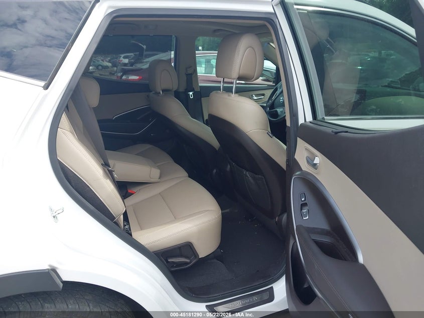 2017 Hyundai Santa fe VIN 5XYZU3LB1HG416882 IAAI salvage auction — REAR END, Salvage (Georgia), sold $25 on 2026-07-29 (photo 8)