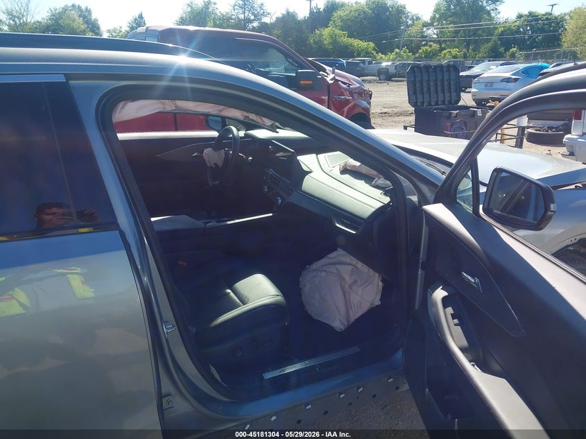 2024 Acura Zdx VIN 4W5KHNRL3RZ517591 IAAI salvage auction — ALL OVER, Salvage Title, sold $7,500 on 2026-08-23 (photo 5)