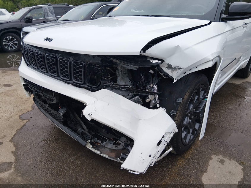 2023 Jeep Grand cherokee VIN 1C4RJKET0P8703743 IAAI salvage auction — FRONT END, Salvage (Kansas), sold $22,775 on 2026-07-21 (photo 6)