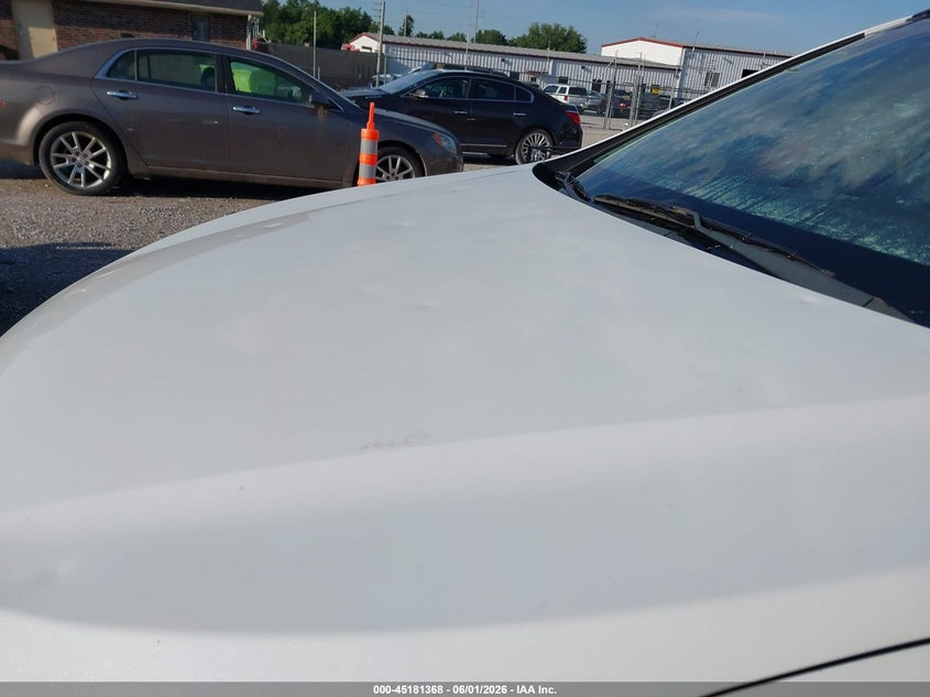 2014 Hyundai Santa fe VIN 5XYZW3LA4EG165904 IAAI salvage auction — HAIL, Salvage Title, sold $1,625 on 2026-08-03 (photo 6)