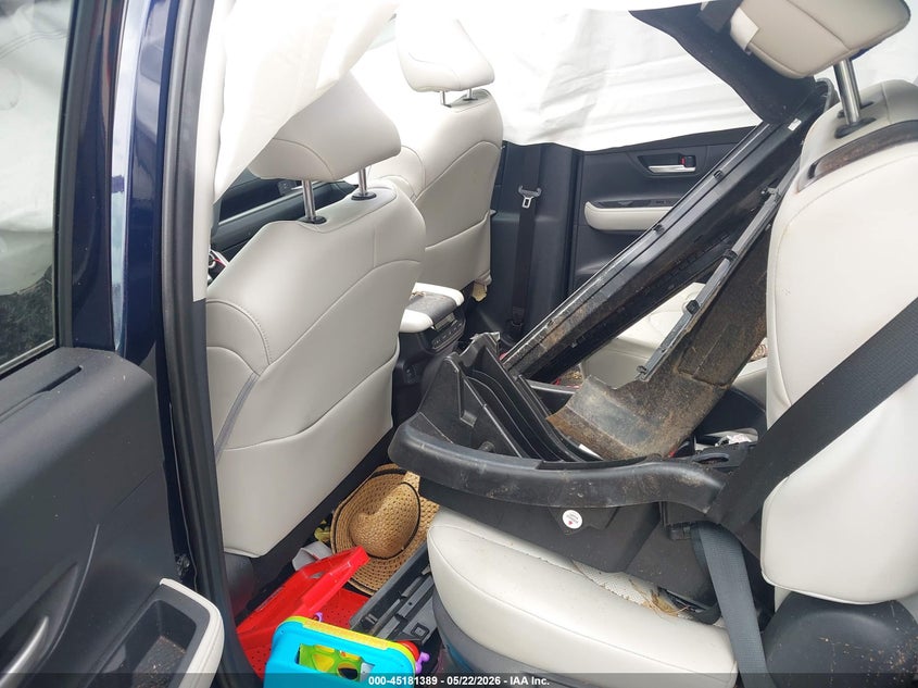 2026 Toyota Highlander VIN 5TDACAB53TS078574 IAAI salvage auction — ALL OVER, Salvage (Idaho), sold $3,150 on 2026-07-29 (photo 8)