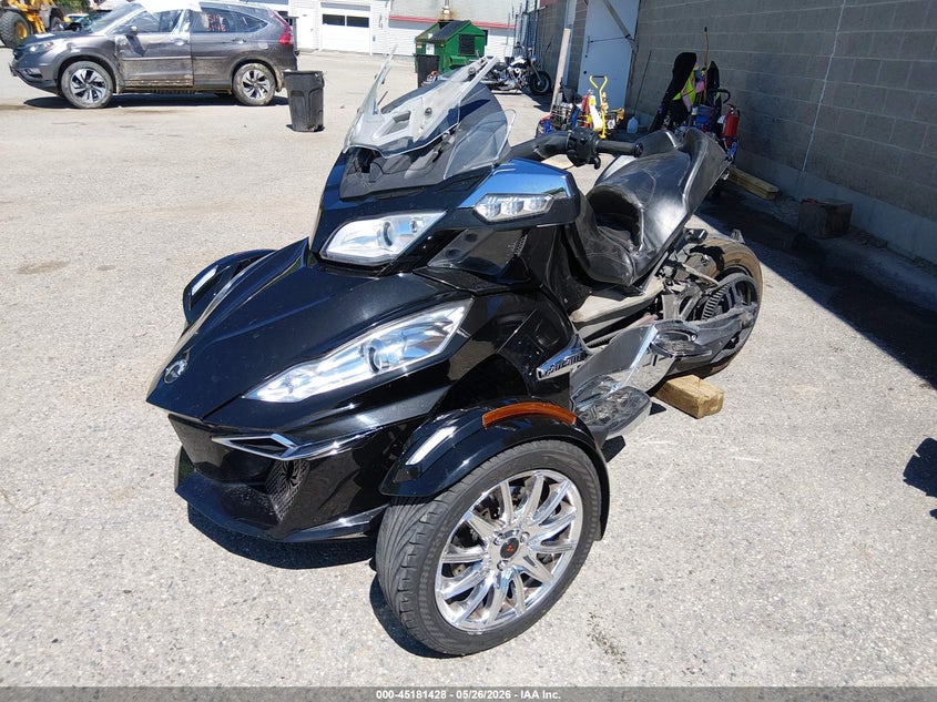 2015 Can-am/ brp Spyder VIN 2BXNBDD28FV003754 IAAI salvage auction — REAR END, Salvage (Maine), sold $3,150 on 2026-08-19 (photo 2)