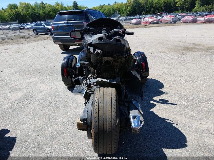 2015 Can-am/ brp Spyder VIN 2BXNBDD28FV003754 IAAI salvage auction — REAR END, Salvage (Maine), sold $3,150 on 2026-08-19 (photo 6)