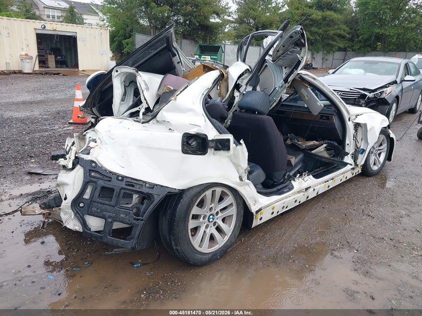 2007 BMW 3 series VIN WBAVC73567KP34862 IAAI salvage auction — ALL OVER, Salvage (Pennsylvania), sold $275 on 2026-07-07 (photo 4)