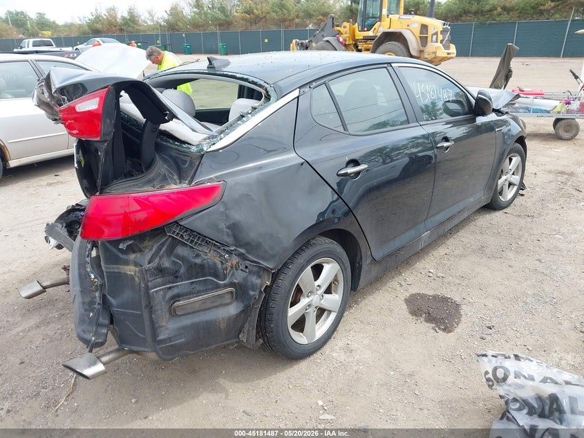 2014 Kia Optima VIN 5XXGM4A70EG327929 IAAI salvage auction — FRONT & REAR, Clear (Indiana), sold $300 on 2026-07-07 (photo 4)
