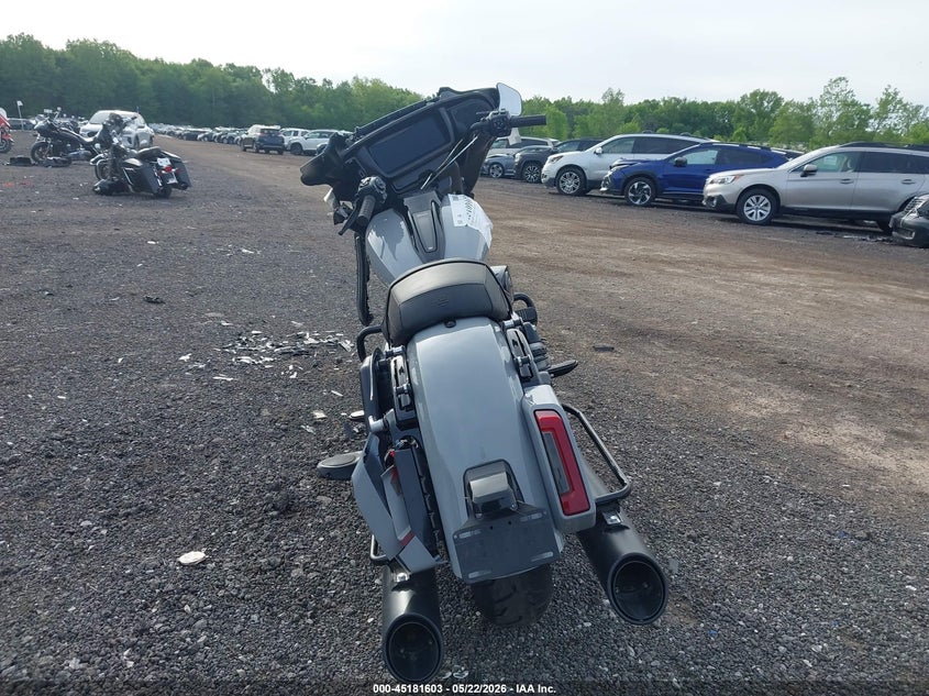 2025 Harley-davidson Street glide VIN 1HD1KB714SB628562 IAAI salvage auction — LEFT & RIGHT, Salvage (Ohio), sold $10,400 on 2026-07-08 (photo 6)