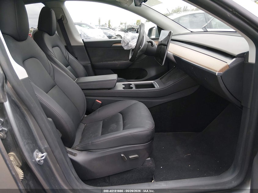 2025 Tesla Model y VIN 7SAYGDEE5SF248374 IAAI salvage auction — FRONT END, Salvage (California), sold $10,350 on 2026-07-27 (photo 5)