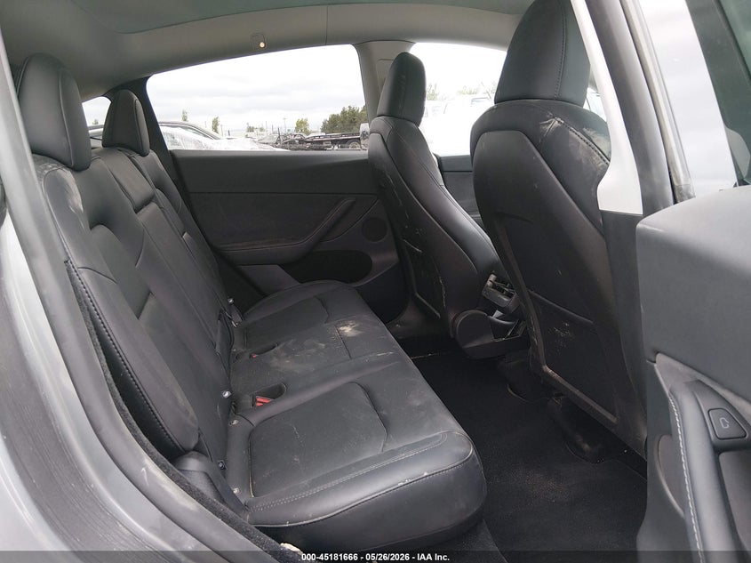 2025 Tesla Model y VIN 7SAYGDEE5SF248374 IAAI salvage auction — FRONT END, Salvage (California), sold $10,350 on 2026-07-27 (photo 7)