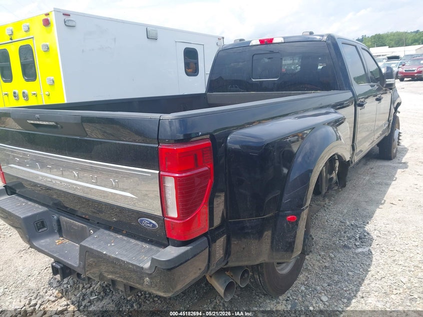2022 Ford F450 VIN 1FT8W4DT4NEF97208 IAAI salvage auction — RIGHT SIDE, Salvage (North Carolina), sold $37,700 on 2026-08-21 (photo 4)