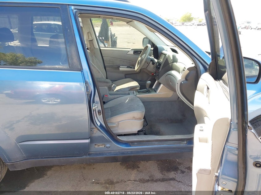 2010 Subaru Forester VIN JF2SH6BC6AH912566 IAAI salvage auction — REAR END, Salvage (Utah), sold $400 on 2026-07-09 (photo 5)