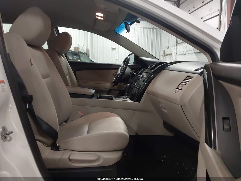 2011 Mazda Cx-9 VIN JM3TB3BV0B0307065 IAAI salvage auction — HAIL, Salvage (Iowa), sold $725 on 2026-07-25 (photo 5)