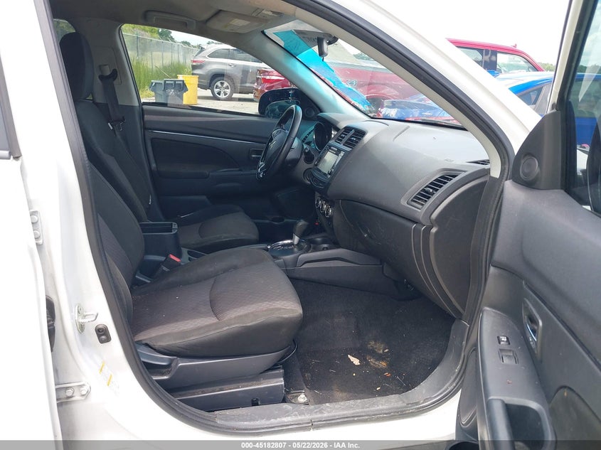 2017 Mitsubishi Outlander VIN JA4AP3AW4HZ018460 IAAI salvage auction — LEFT SIDE, Salvage (Louisiana), sold $1,125 on 2026-07-14 (photo 5)