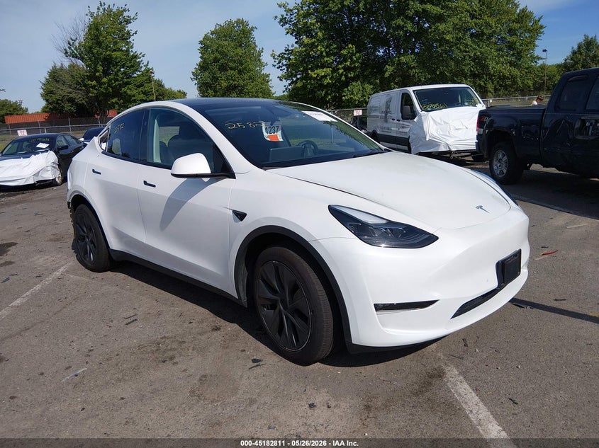 2024 Tesla Model y VIN 7SAYGAEE1RF132582 IAAI salvage auction — REAR END, Salvage (New Jersey), sold $10,600 on 2026-07-30 (photo 1)