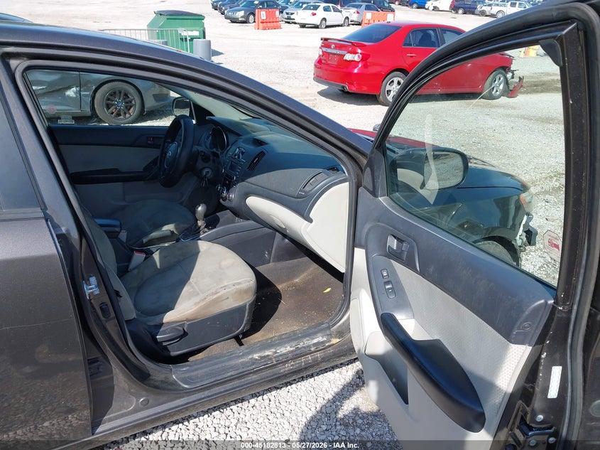 2011 Kia Forte VIN KNAFU5A26B5440349 IAAI salvage auction — FRONT END, Salvage (Kentucky), sold $225 on 2026-07-08 (photo 5)