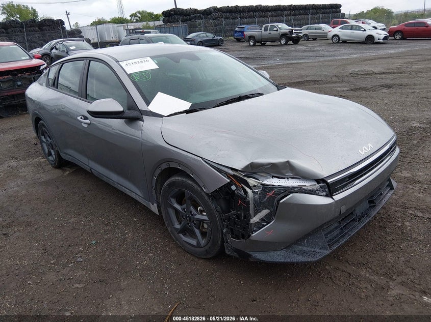 2025 Kia K4 VIN 3KPFT4DE7SE054677 — IAAI salvage auction photo