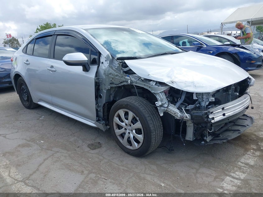 2026 Toyota Corolla VIN 5YFB4MDE2TP363873 IAAI salvage auction — RIGHT FRONT, Salvage (California), sold $8,050 on 2026-07-08 (photo 1)