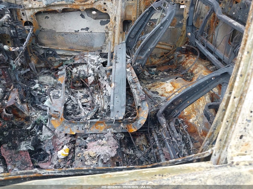2016 Toyota Tundra VIN 5TFDW5F19GX522074 IAAI salvage auction — BURN, Junking Certificate (Mississippi), sold $25 on 2026-07-21 (photo 6)