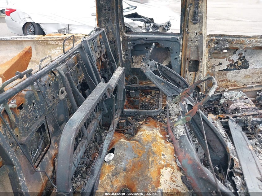 2016 Toyota Tundra VIN 5TFDW5F19GX522074 IAAI salvage auction — BURN, Junking Certificate (Mississippi), sold $25 on 2026-07-21 (photo 8)
