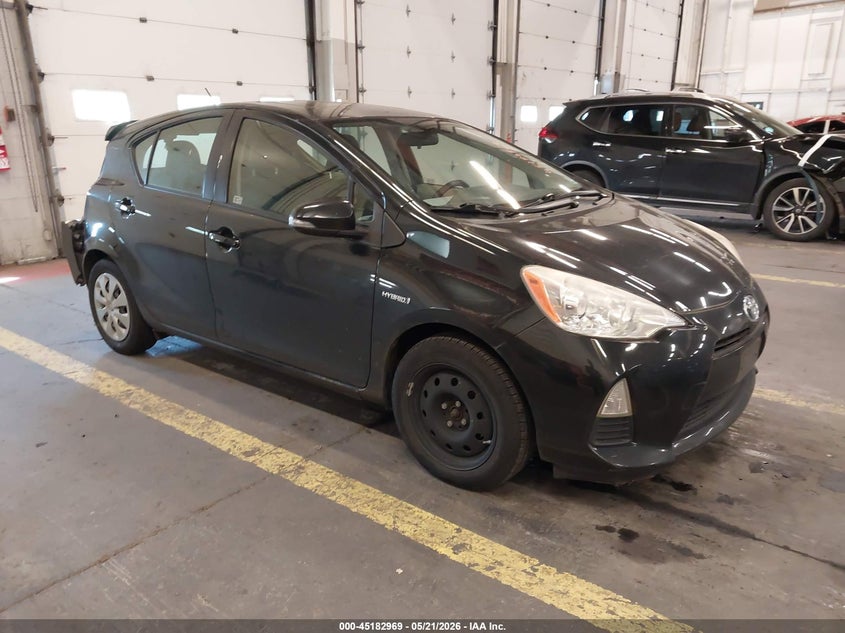 2012 Toyota Prius c VIN JTDKDTB38C1016273 IAAI salvage auction — REAR END, Salvage (Oregon), sold $1,750 on 2026-07-08 (photo 1)
